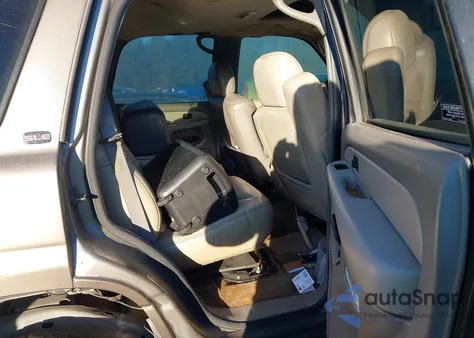 2002 GMC Yukon Slt from USA, damaged, VIN 1GKEC13Z82J214930